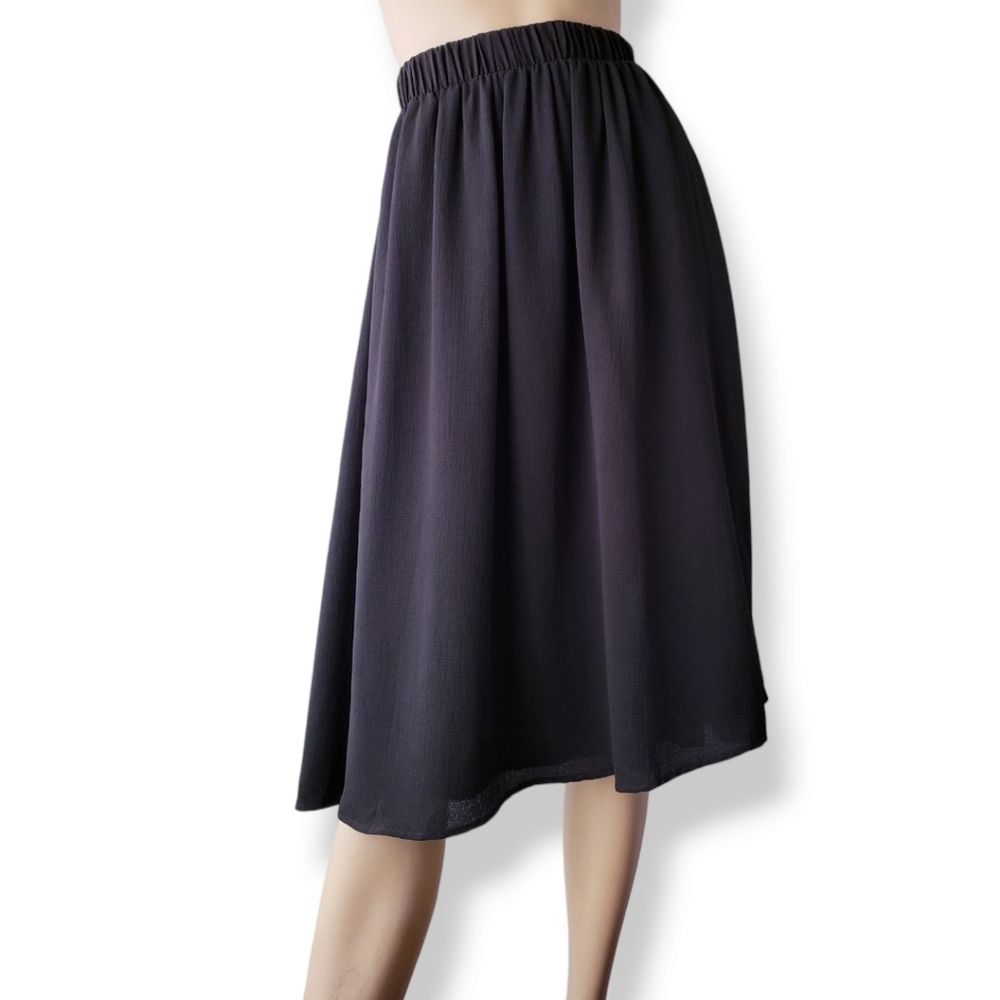 A'gaci Black Textured A-Line Midi Skirt